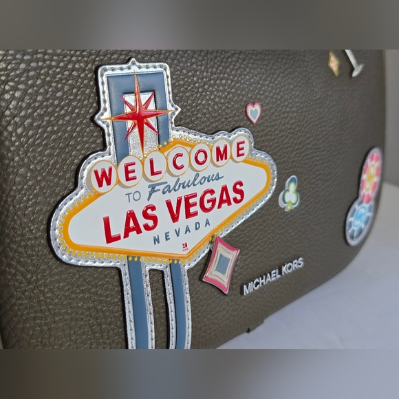Michael Kors Olive Green Las Vegas Carmela Crossbody NWT - Picture 3 of 13